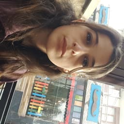 MelikeDoğan