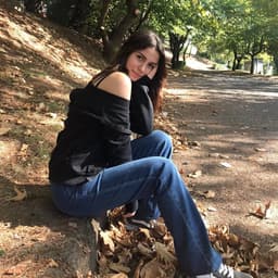 ezgi ozturk